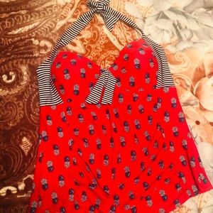 Women’s swimsuit top